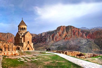 Geotours Armenian Church_9c003_md.jpg